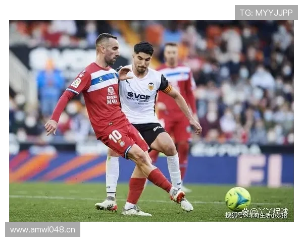 瓦伦西亚管理层决策争议显现，对球队赛季稳定性形成考验